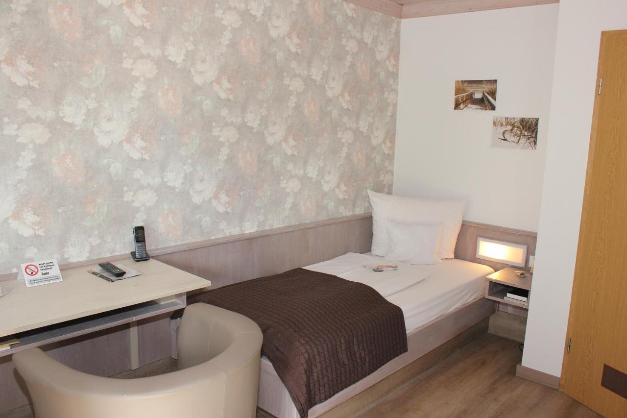 Landhotel Zum Boehm Roth  Exteriér fotografie