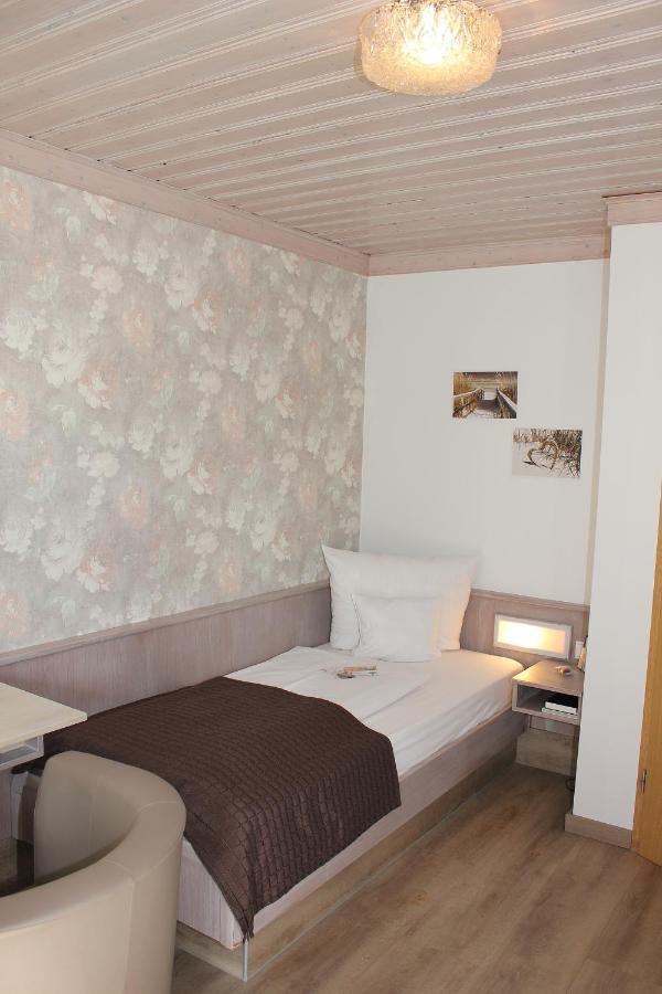 Landhotel Zum Boehm Roth  Exteriér fotografie