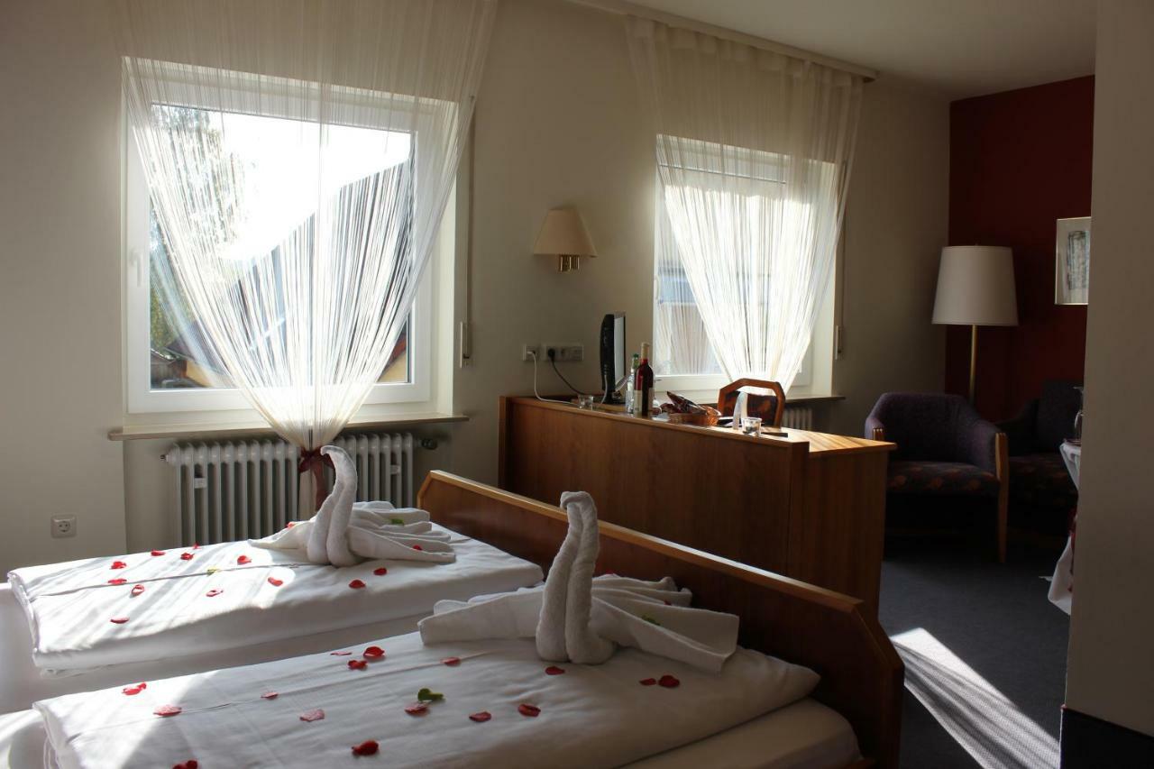 Landhotel Zum Boehm Roth  Exteriér fotografie